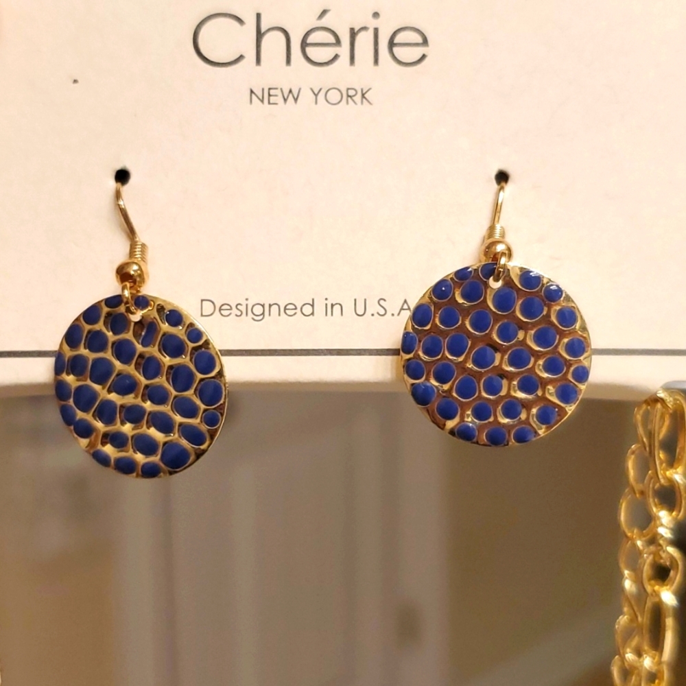 ✨ NWT Cherie Long Elegant Gold & Blue Necklace + Earrings Set ✨
